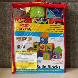 Melissa & Doug: Match & Build Blocks Stackable Matchable Washable Building Block